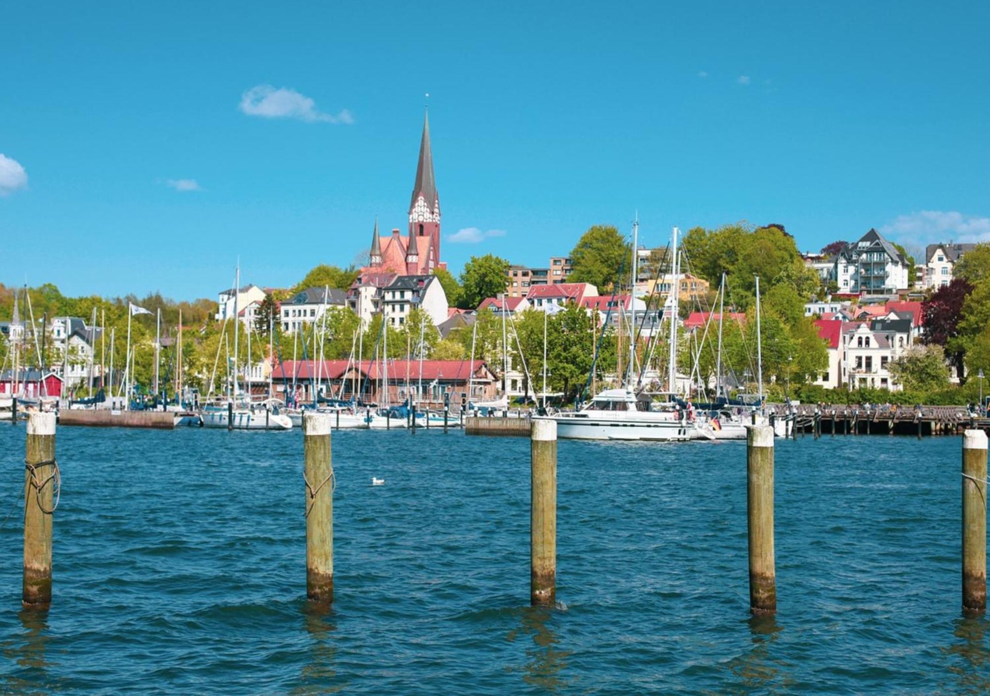 Hotel Am Rathaus Flensburg Exterior photo